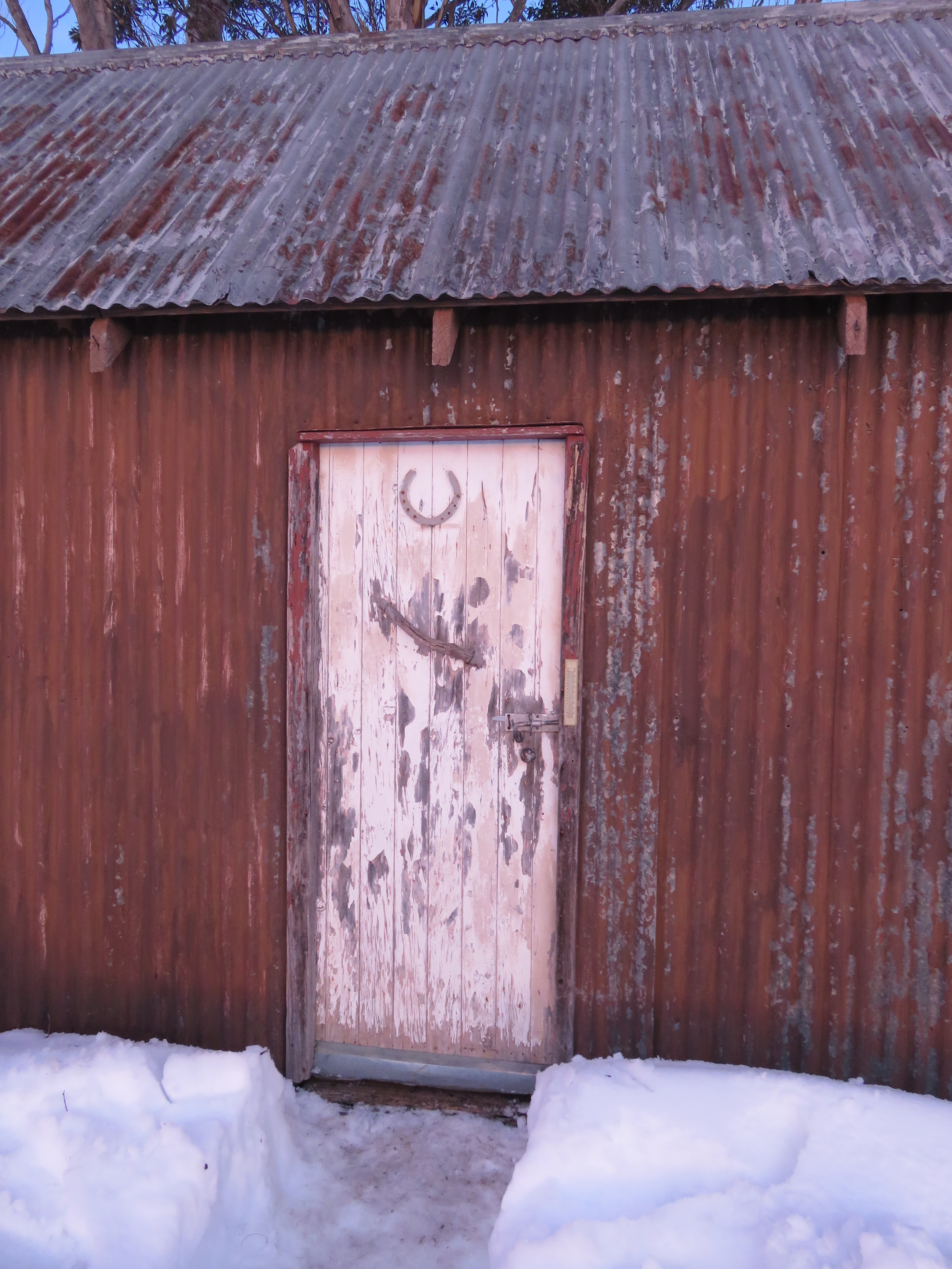 Knock, knock. Great, there's no-one there. Grey Mare Hut